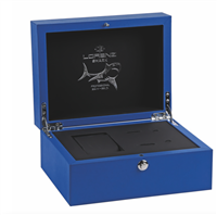 Genova - Corso Alessandro de Stefanis, 73 rosso - Armbanduhr Lorenz Herr Shark in Stahl 030255EE - 030255EE